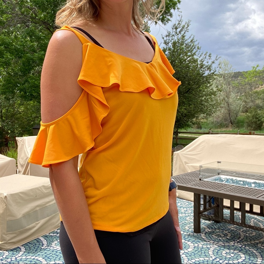 Express Off Shoulder Ruffle Top - Picture 2 of 9